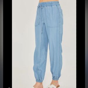 Knox Rose mid-rise chambray joggers